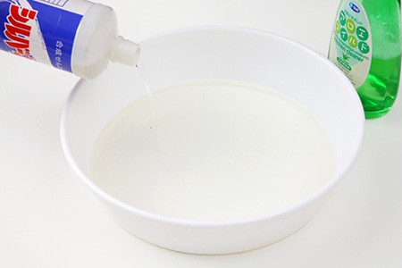 シャボン玉 道具を手作り ハンガーで作る大きなシャボン玉