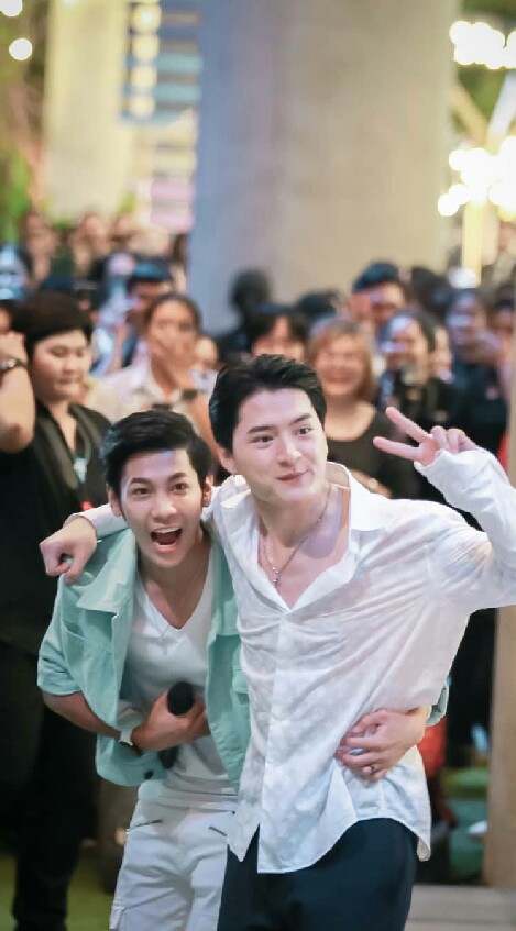 คนรักคริสสิงโต