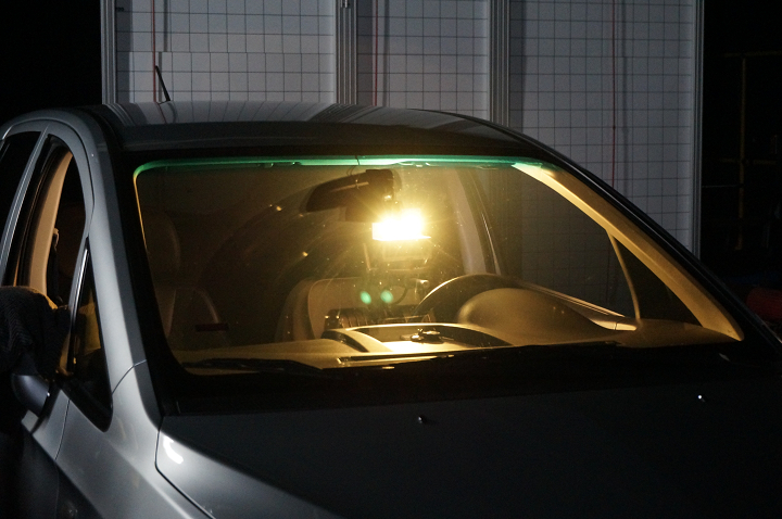 駕駛的行車視野盲點怎麼發生的、專家如何判斷你車子的視野盲點？現代科技能幫我們消滅盲點嗎?