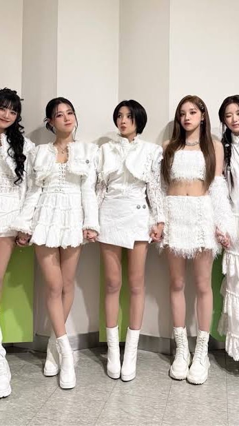 K-pop 小卡買/賣/換、聊天群（＾_＾）