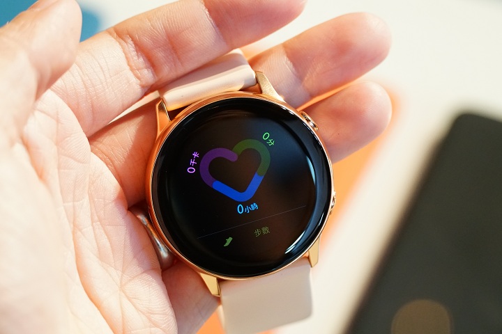 Samsung Galaxy Buds 售價 4,990 元、Watch Active 售價 6,990 元，3 月下旬登台開賣