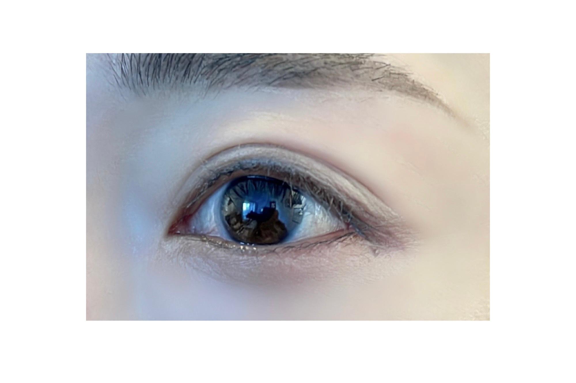 大人のデカ目は やりすぎ厳禁 自然に目力アップのマジックアイライン Charmmy