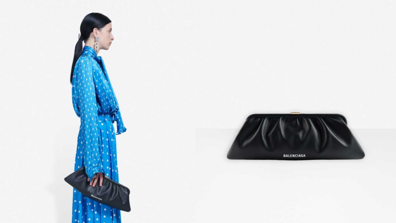 簡約復古的設計無論場合穿著都十分適合。BALENCIAGA Cloud XL Clutch with Strap／約42,000元（圖／品牌提供）