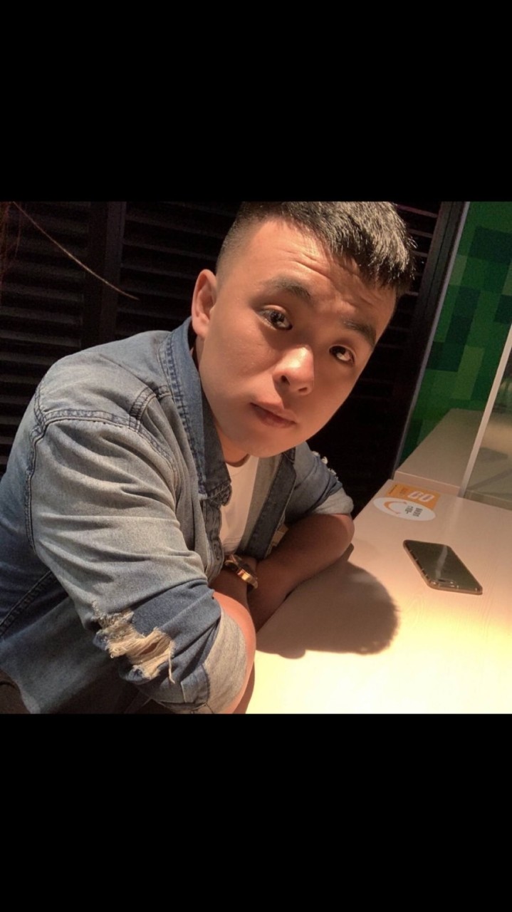 言默家人群