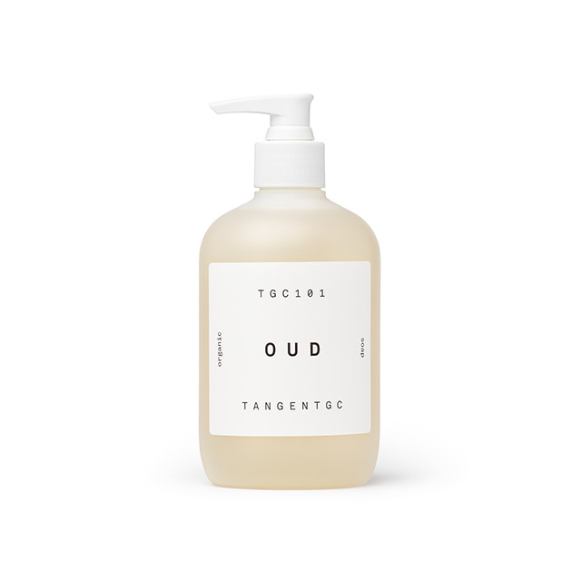 全天然成分，加入法國最高香水等級香精，不含防腐劑、不含螢光劑染色劑、無石化製品成份。