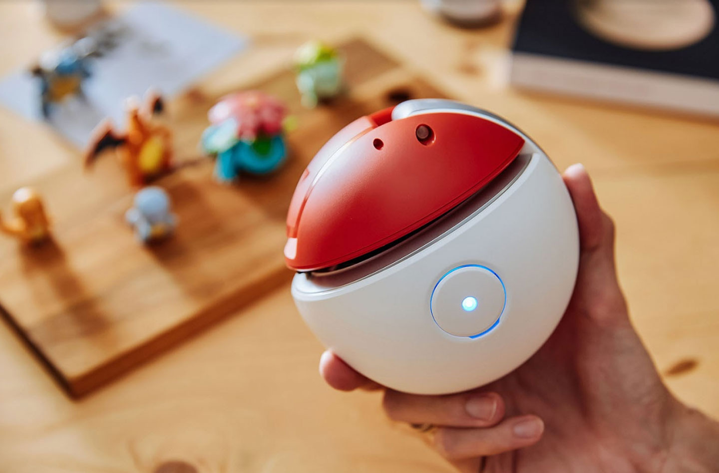 CarWink 駕駛小夥球開箱動手玩：多樣化表情符號搭配聲控操作，輕鬆搭起與後車溝通的橋樑！