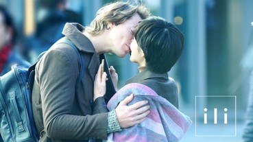 老外靠著精準的隨身翻譯機 就能輕易親吻街頭的日本女孩