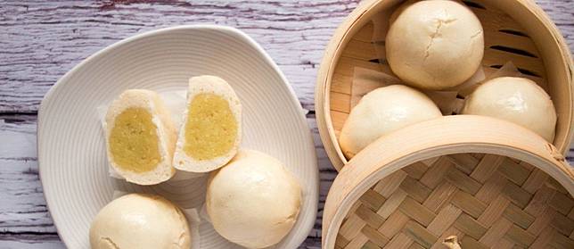 Gak Cuma Barang Elektronik, Makanan dan Minuman Ini Juga Dipalsukan di China