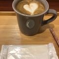 ほうじ茶ラテ - 実際訪問したユーザーが直接撮影して投稿した新栄カフェCENTREの写真のメニュー情報
