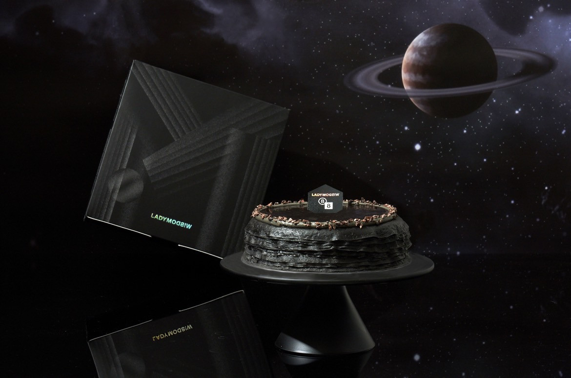 父親節蛋糕推薦！LADY MＸCAFEIN推竹炭咖啡千層蛋糕，還有千層酥、芒果冰沙、奶茶冰沙