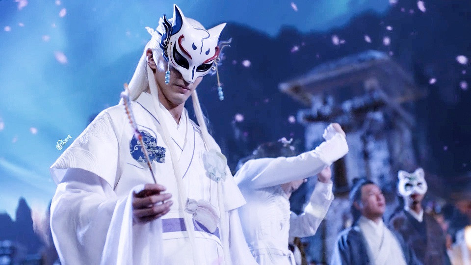 陸劇中一見驚鴻的面具殺3：高偉光 飾演《三生三世枕上書》東華帝君