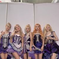 聊（G)IDLE女團