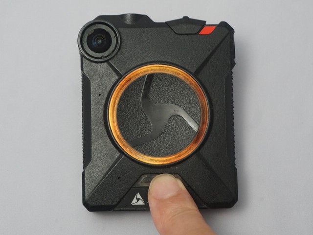 AXON Body 3 ボディカメラ（模型） Axon Body 3 Body Camera with Magnet Mount 3D Model $39