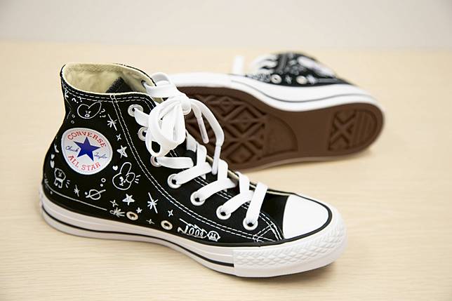 converse x bt21