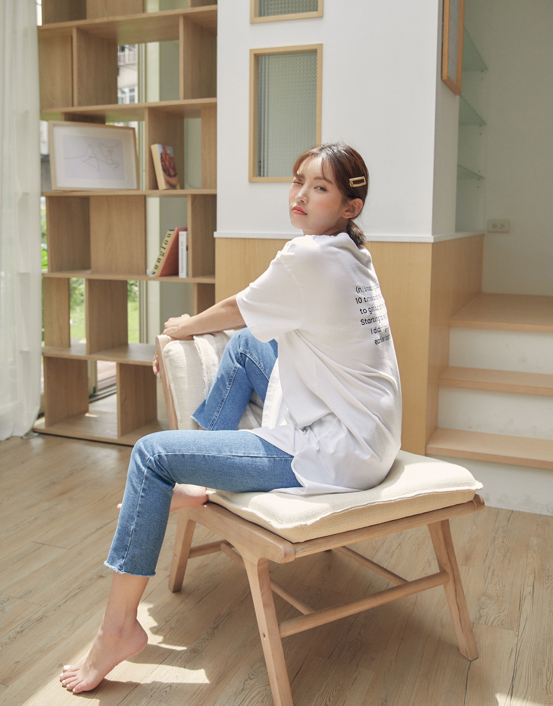 PAZZO+MIT 日常標語自在側開岔長版基礎TEE