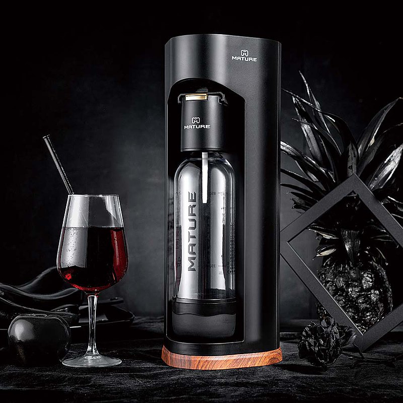 廚房自製冰品必備電器推薦 5. MATURE 氣泡水機