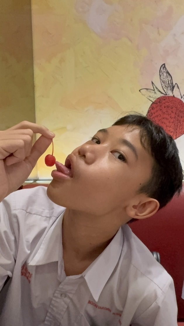 มังกรเหมียวจุ๊บสัตว์โลกน่ารัก