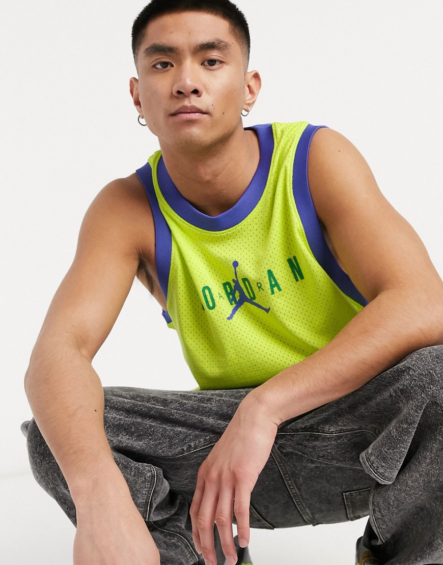 Vest by Jordan Throw on and go Crew neck Dropped armholes Contrast trims Branded design Regular fit 