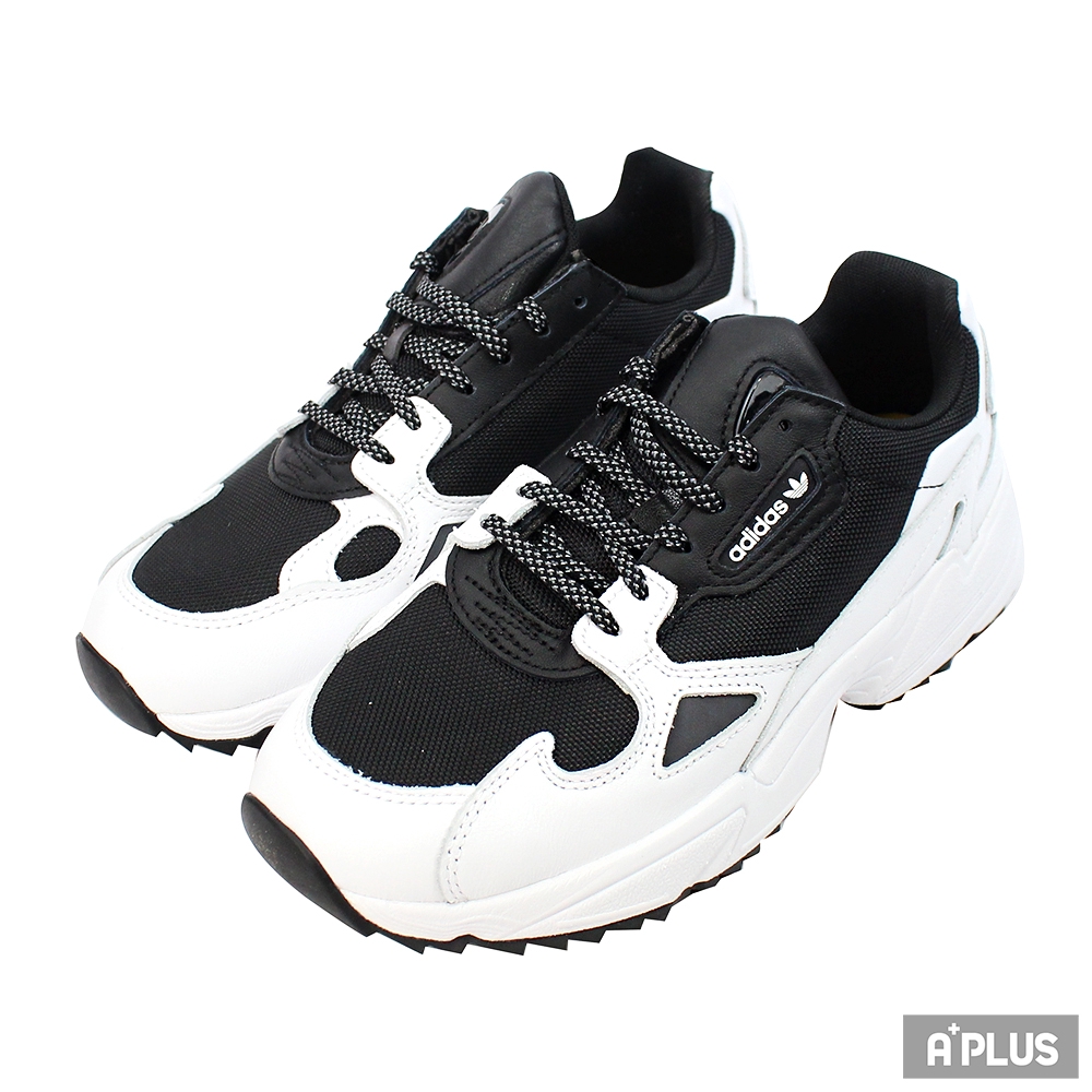 您好 :本店與運動品牌授權商合作 | 鞋款服飾都是【100%】正品商品若要調貨要等10 ~ 20個工作天我們會將先調回來的商品優先安排出貨如有問題，歡迎使用聊聊唷 ! 請耐心等待，感謝您 ! *品牌: