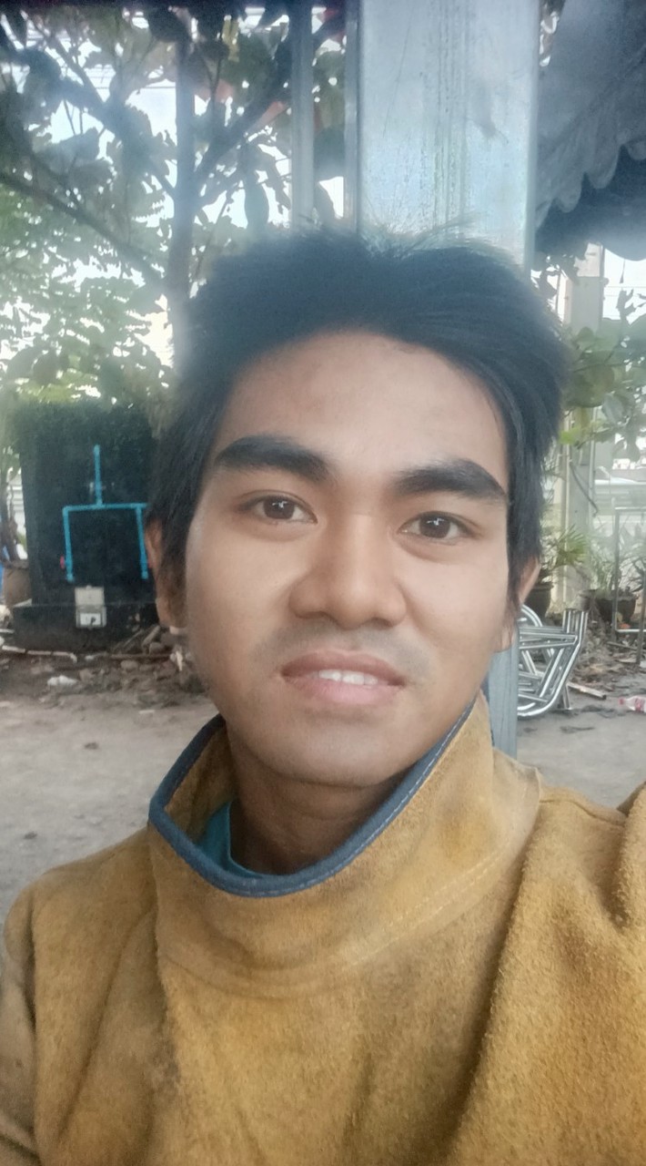ကိုအေး