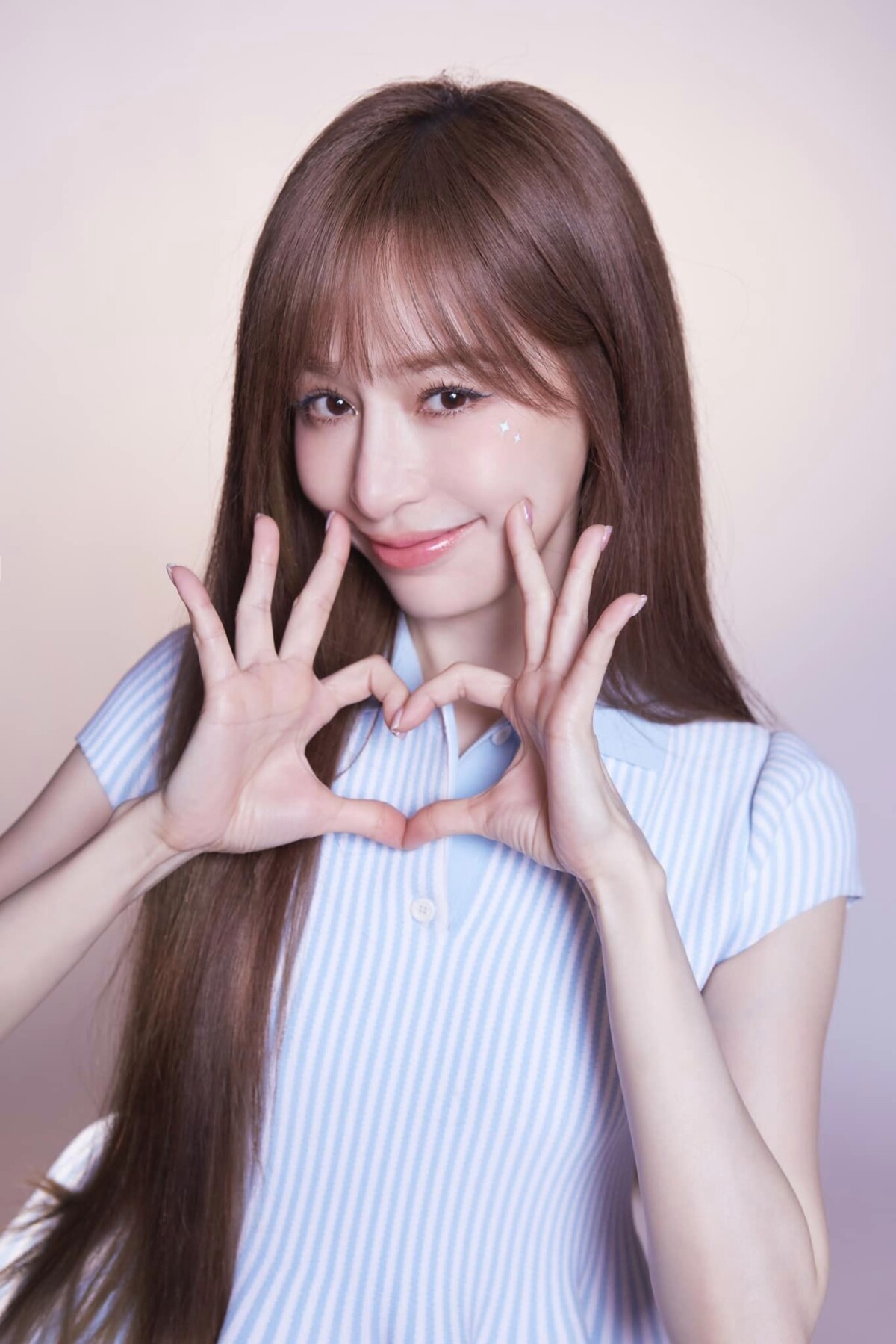 竟然不是本名的明星！周興哲好像老闆，Melody殷悅自嘲能從政，昆凌本名一聽就是美女！