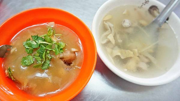【雲林美食】二崙肉圓-１顆只要２５元的超人氣排隊肉圓店，四代傳承的老字號美食