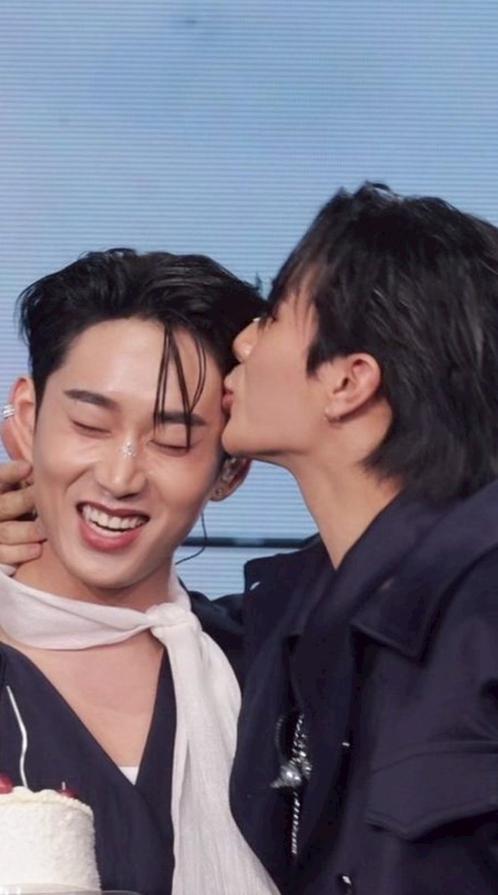 มาแชร์ซีรีย์วาย,ยูริกันหน่อย