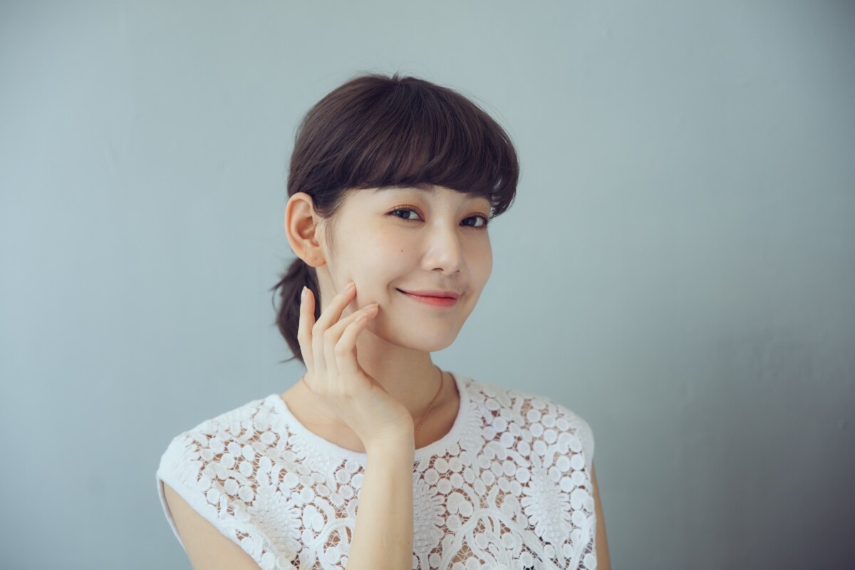 正確使用粉餅技巧！注意上妝４細節，畫出輕透不卡粉底妝