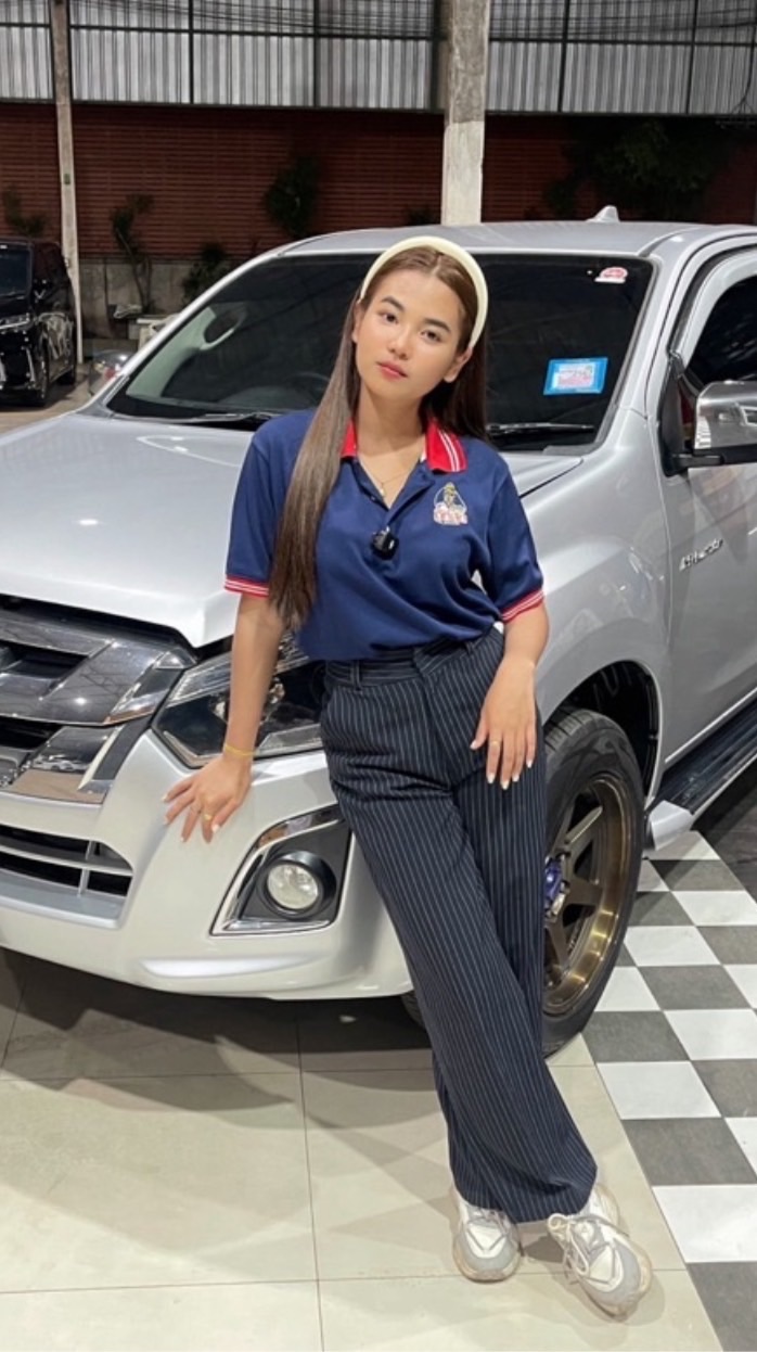 แบมบี้ขยี้ใจ ขายทุกอย่าง
