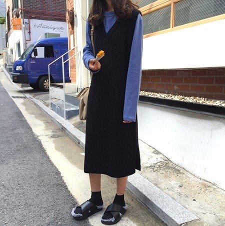 [協貿國際]V領背心裙學院風開叉針織毛衣中長裙