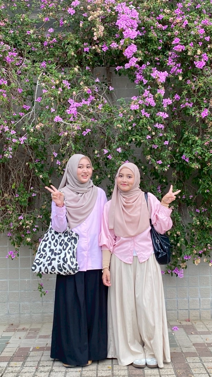 Sibling