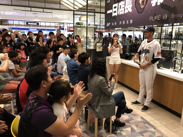 猿迷必收！伊萊克斯首推Lamigo獨家聯名款掃機