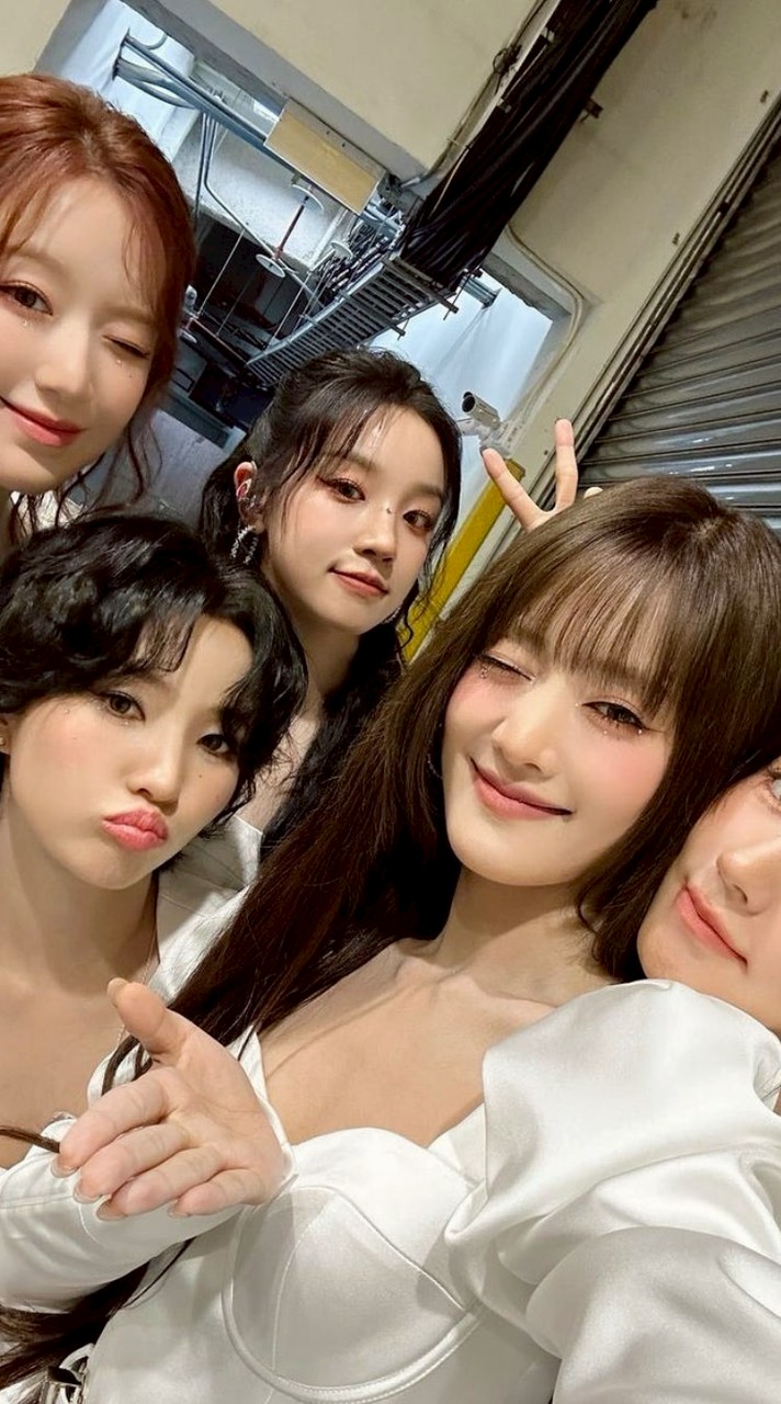 idle black pink baby 👾,,,,,,女團