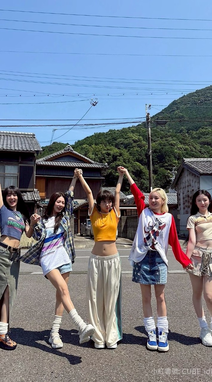 ⸝⸝ೀ 𝗞-𝗣𝗢𝗣 𝗛𝗢𝗨𝗦𝗘 🎀༘⋆˚୨免 宣 拐୧˚🍒