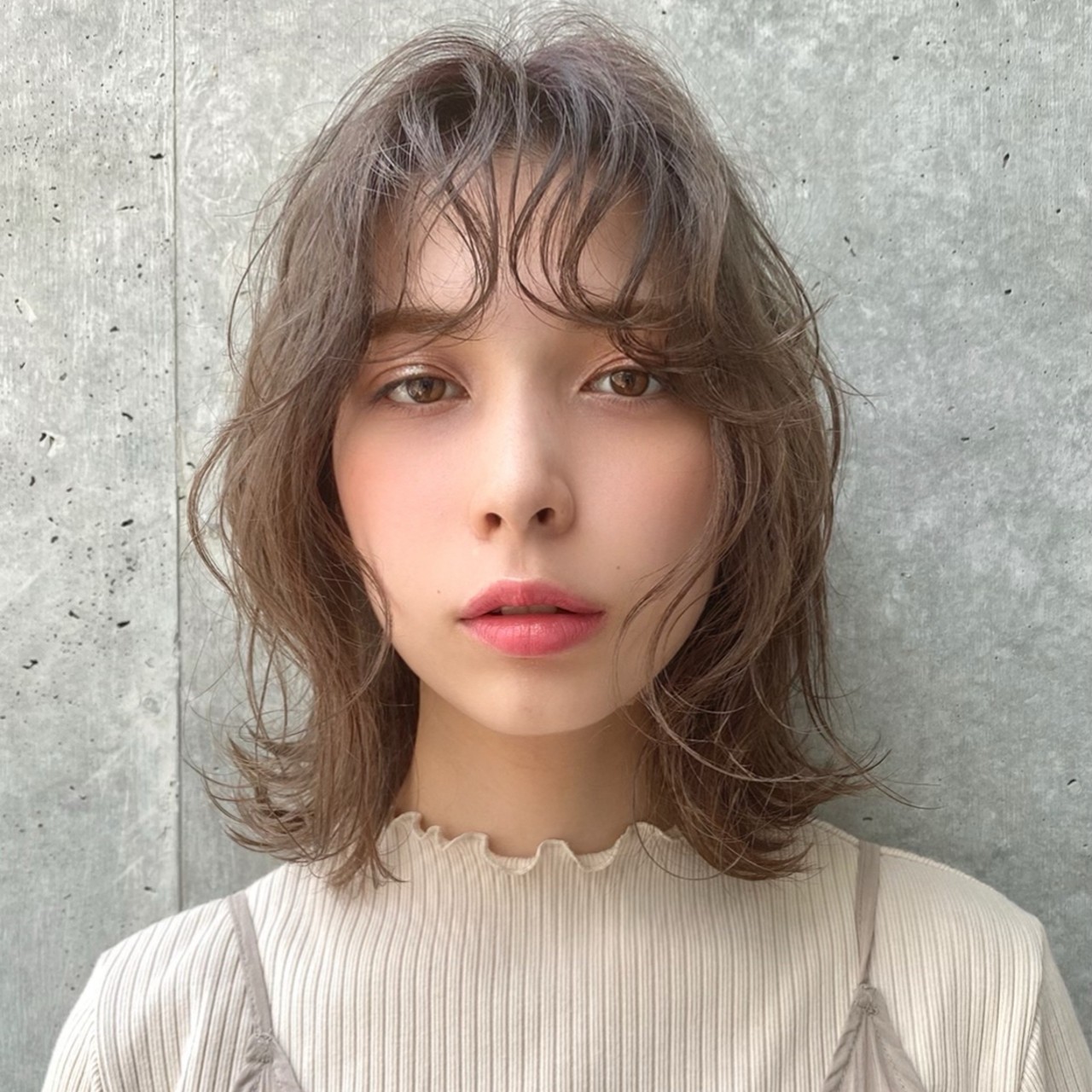 話題沸騰中 大人女子のためのかわいい前髪を大公開