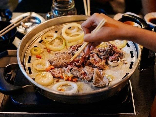 Pattaya Steamboat Yakiniku (PSY) 6 Tempat Makan Berkuah buat Melipir Saat Hujan Deras