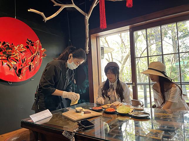 「2021大溪豆干節」推出超過12種的大溪傳統工藝、輕食課程（圖片提供／桃園觀旅局）