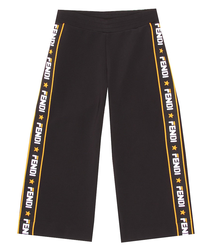 We're head over heels for FENDI MANIA, especially these trackpants from the Fendi Kids collection.