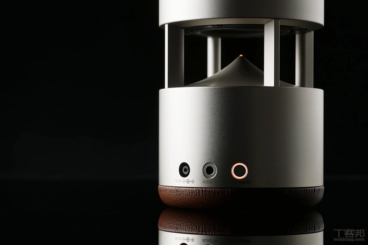 有機玻璃也能發聲？Sony LSPX-S1 無線玻璃共振揚聲器開箱試聽