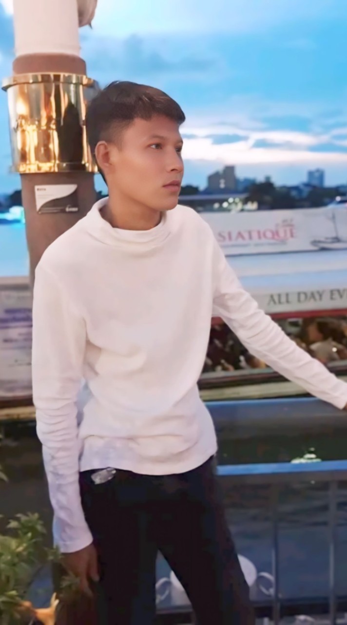 เวลาของแต่ล้ะคนล้วนจะมีคำตอบตลอด ไม่ต้องตอบตาไม่ได้บอดที่เห็น