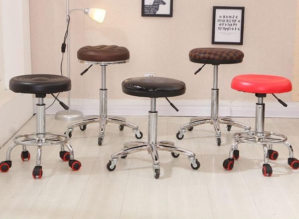 【巴黎世家促銷活動鉅惠】 限時八五折推薦！ 節日買多折扣多！ 咨詢商品可加line：ey028