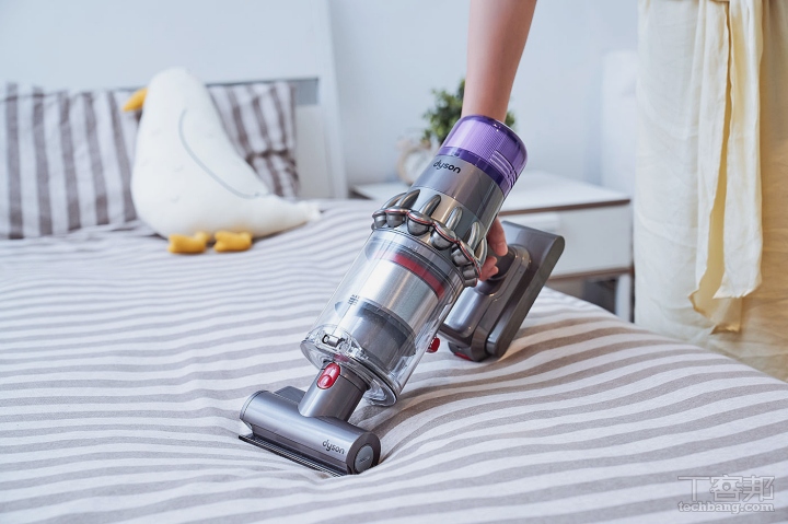 獨家專訪 Dyson 工程師，解密新一代 Dyson V11 吸塵器背後強勁的吸力性能與續航表現