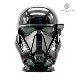 ◎高度還原電影原型 死亡部隊兵 Death Trooper|◎1:1大小製作 復刻電影角色|◎開機 LED指示燈商品名稱:星際大戰系列死亡部隊兵頭盔1:1藍牙音響品牌:無型號:761508種類:多媒體