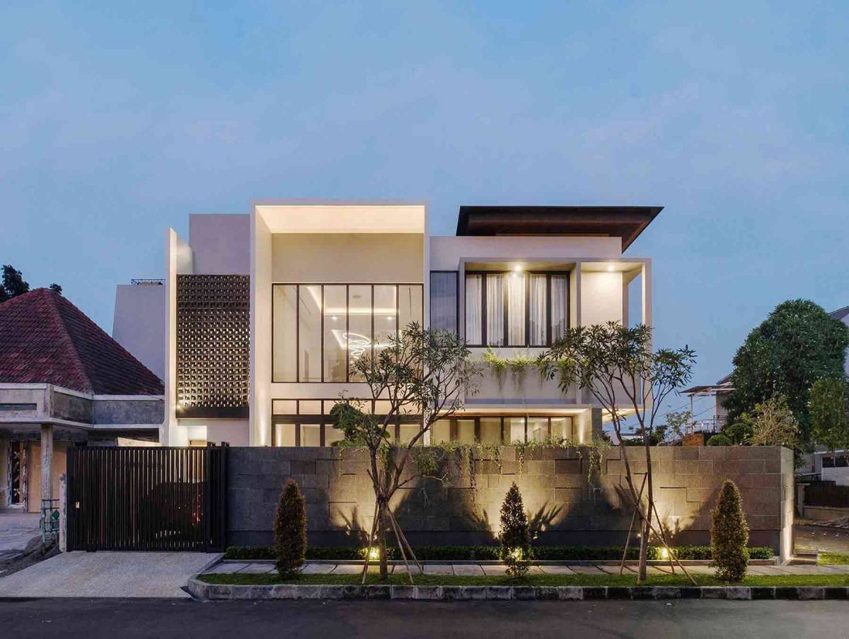 Desain Rumah Modern Yang Super Elegan Dengan Permainan Garis Garis Vertikal Arsitagcom LINE TODAY