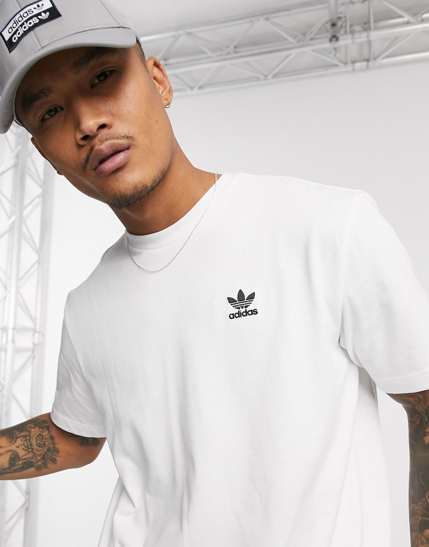 T-shirt by adidas Originals Keep it low key Crew neck Short sleeves Embroidered logo detail adidas T