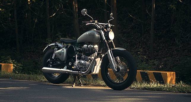 royal enfield custom scrambler