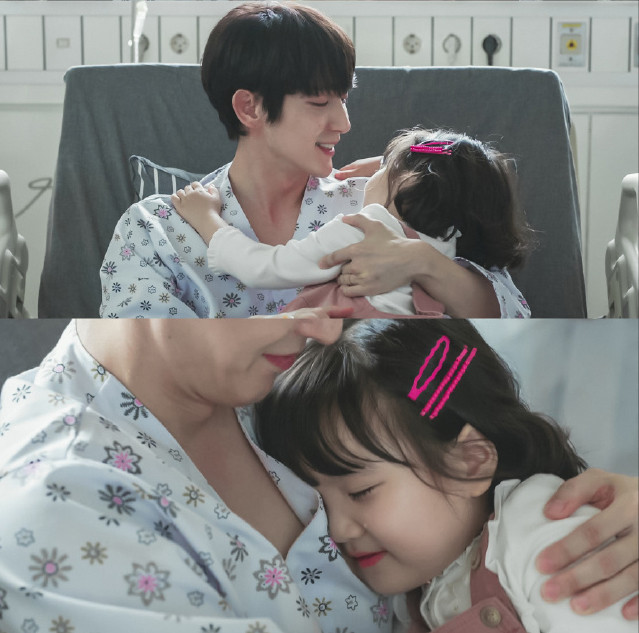 《惡之花》賢收假裝忘記女兒，下一秒把女兒抱進懷裡哄！