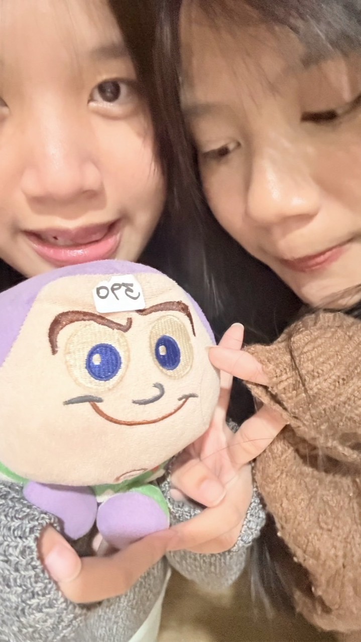 เก็บรูป อิงฟ้า