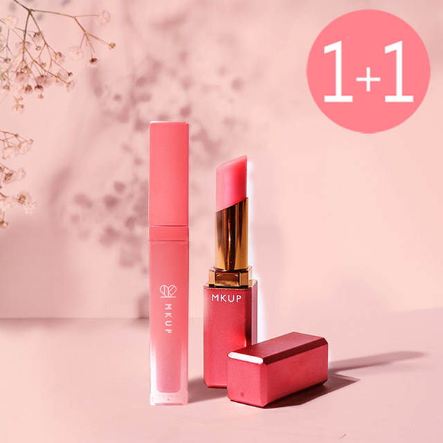 《點我逛→MKUP 美咖所有商品》【水感蜜光唇萃】創新水感蜜光唇萃，色澤飽和不顯唇紋，打造閃耀豐潤雙唇一支擁有唇蜜的高光、唇膏的高顯色和唇釉的持色度六種顏色選擇，任何膚色都能輕鬆駕馭一抹綻放顯色，二抹