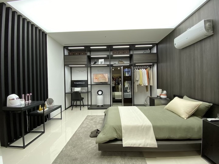 LG 智慧家庭全面啟動，CLOi 機器人進入生活、捲軸式電視指日可待